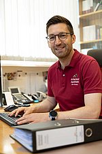 Für Sie da - Apotheker Hannes Prenissl