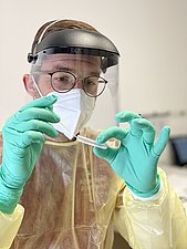 Ihre Apotheken in Zwiesel im Bayerischen Wald. Hämophilie, Onkologie, MS, HIV, Babyfreundliche Apotheke mit Stillberatung und mehr. Mit E-Rezept Service